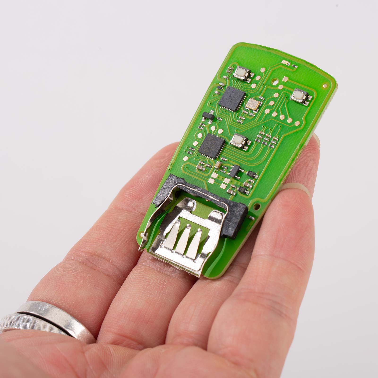 Xhorse VVDI XS Série XSMA41EN A4 MLB A.DI Modèle Spécifique PCB 3 Boutons Support Modèles MLB pour Audi Volkswagen Bentley Porsche Lamborghini